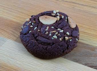 Cookies double chocolat et noisettes